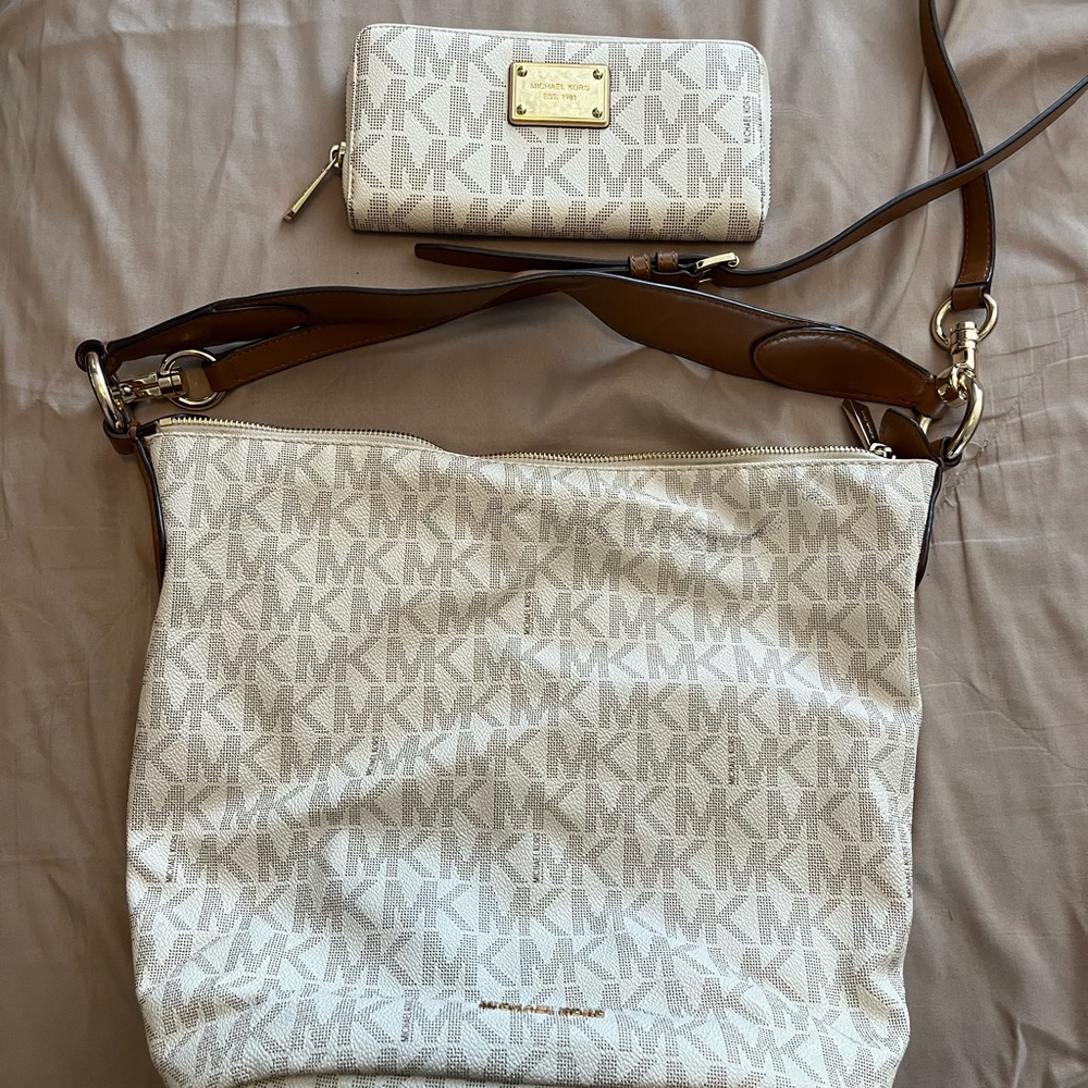 Michael Kors White Women's Bag and Wallet